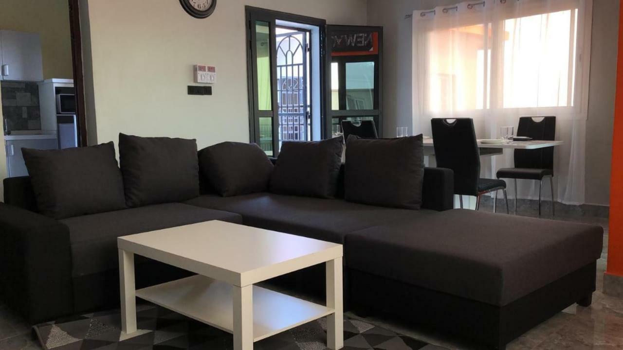 Residence L'Escale Equipements Moderne Bamako Bagian luar foto